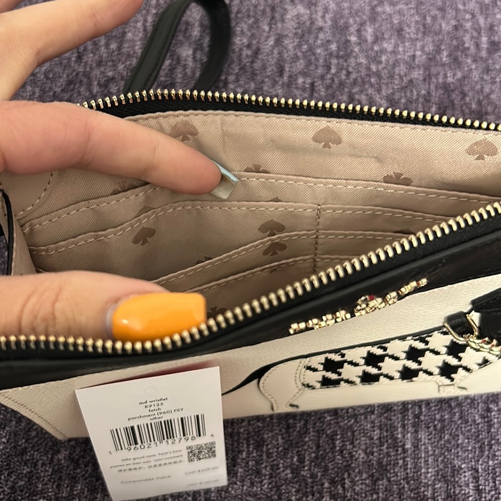 kate spade wristlet - Picture 5 of 5
